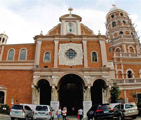 Minor fire hits Santa Cruz Church in Manila | Inquirer News