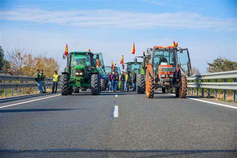 Cortada La N En Puente De G Nave Por Una Nueva Protesta Agraria