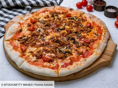 Pizza à la bolognaise facile et rapide découvrez les recettes de