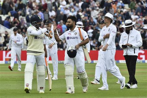 Rishabh Pant And Ravindra Jadeja Walk Back After Sharing A Key Partnership To Revive India