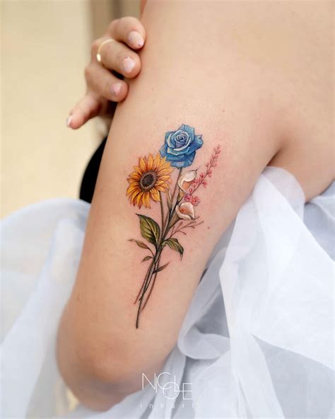 Pracht wie keine andere über 90 verblüffende Blumen Tattoo Ideen für