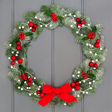 11 Best Luxury Christmas Wreaths The Ultimate Guide