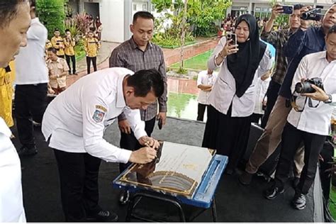 Resmikan Bangunan Dak Sman Batam Gubernur Kepri Janjikan Kenaikan