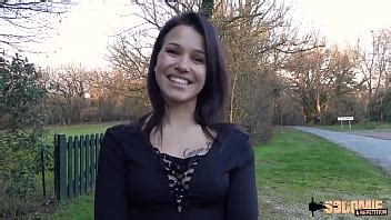 Mélia Rose sodomie profonde dans la baignoire XVIDEOS