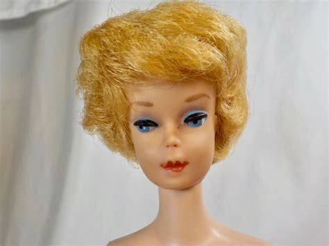 2 Vintage Barbie Bubblecut Doll Blonde Hair Play Parts Repair T NOT