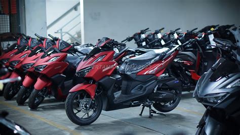 Honda Vario 160 Merah Doff Terbaru 2024 Active Red Matte CBS Detail