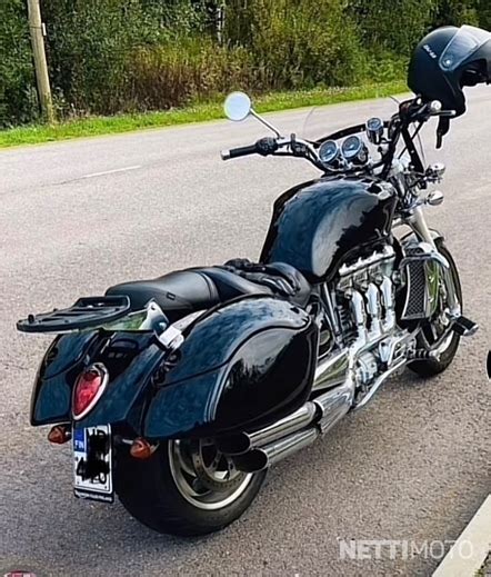 Triumph Rocket Iii Classic Cm Porvoo Moottoripy R