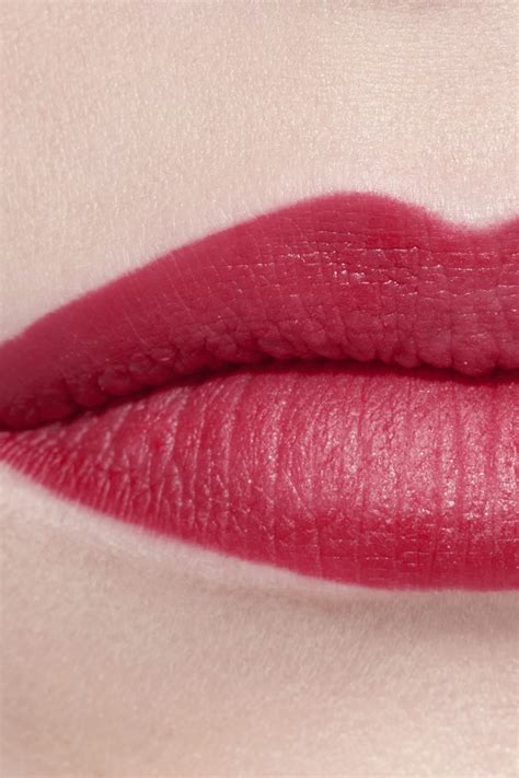 ROUGE ALLURE VELVET Luminous matte lip colour 46 Magnétique CHANEL