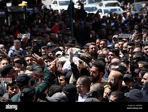 Nablus Palestinian Territories 03rd Apr 2023 Palestinians Carry The