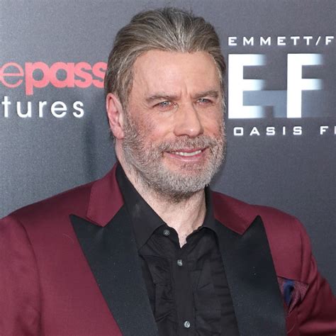 John Travolta Crée Le Buzz Avec Son Nouveau Look E Online France