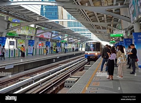 bangkok, thailand - january 17, 2019: people at ploenchit bts skytrain station Stock Photo - Alamy