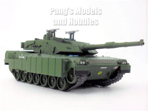 C1 Ariete Italian Main Battle Tank 172 Scale Diecast Model Pangs