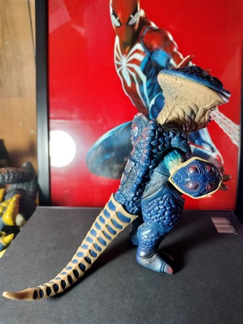 Ultra Monster Ultraman Cosmos Kaiju MAZARUGAS Sofvi Tsuburaya 2002