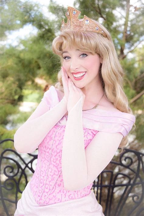 Princess Aurora At Walt Disney World Face Character Sleeping Beauty