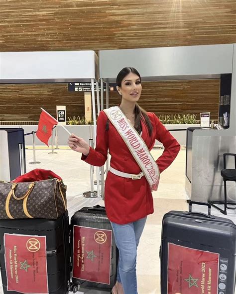 Miss Mai Phuong Came To India To Compete In The St Miss World Contest