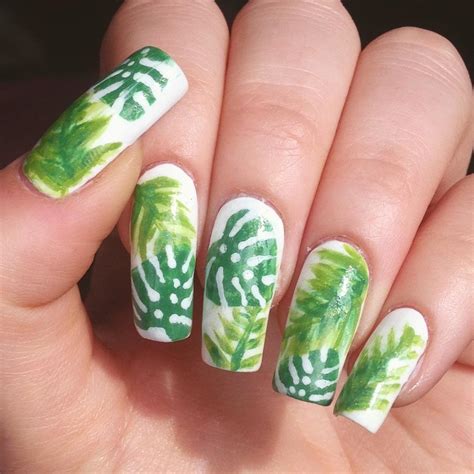 I Love Plants And Nail Art So R Redditlaqueristas