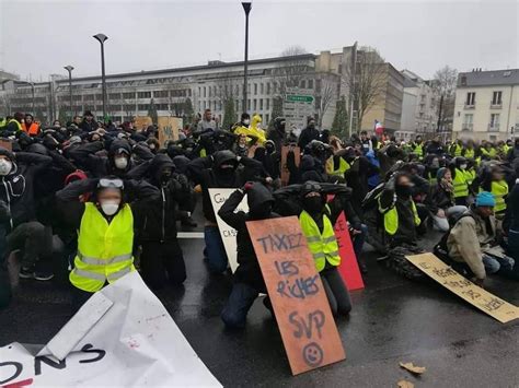 Nantes 8 décembre le peuple veut la chute du régime Contre Attaque