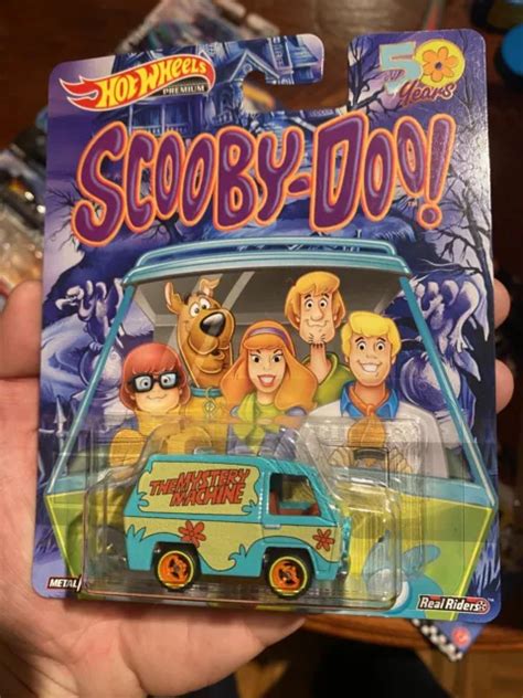 New Hot Wheels Scooby Doo The Mystery Machine Th Years Real Riders Picclick Ca