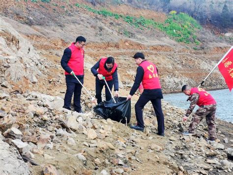 湖北交投鄂西北运营公司：小水滴汇聚丹江口 志愿者守护生态绿