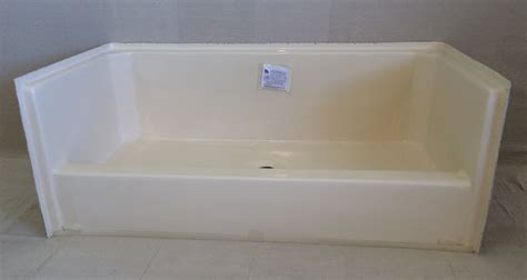 FIBERGLASS SHOWER BASE CD - Royal Durham Supply