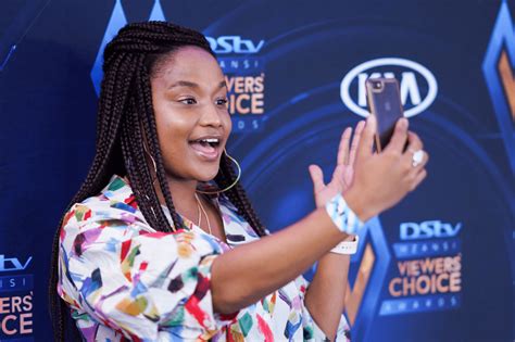 Dstv Mzansi Viewers Choice Awards 1life Activation Dstv Mzansi