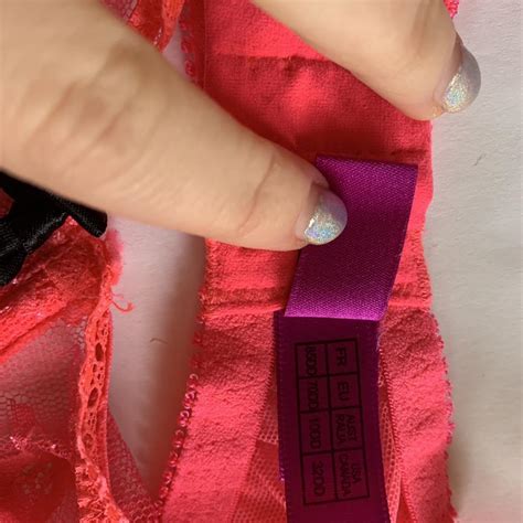 Agent Provocateur Hot Pink Lace Bra Side 32dd Depop