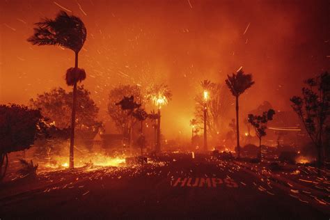 Palisades Fire Destroys 1 1000 Structures 5 Dead As LA Engulfed By 5