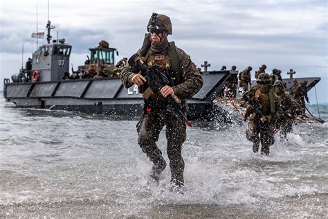 marines reach   darwin   time  indo pacific