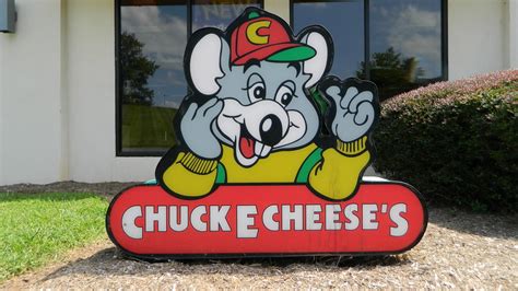 Chuck E Cheeses Sign Chuck E Cheeses 382 10875 Squa Flickr