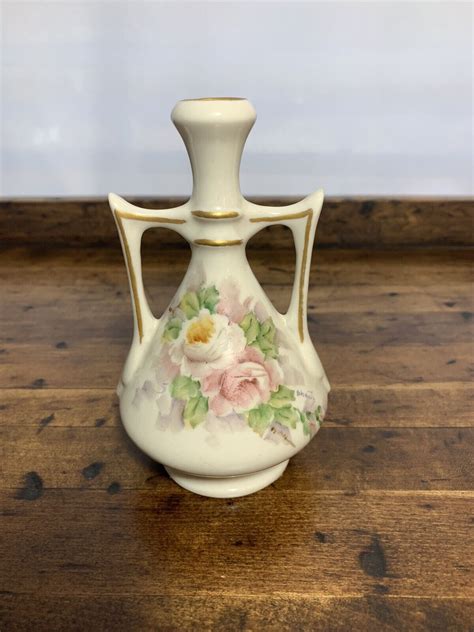 Weisley China Wisconsin Vintage Hand Painted Double Handled Vase