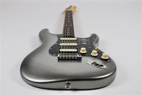 Fender American Professional Ii Stratocaster Hss Rosewood Fingerboard