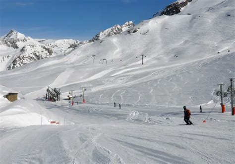 Val D Isere Skiing Snowboarding Ski Lifts Terrain Passes Maps