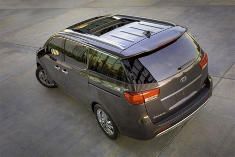 Kia Carnival 2015 Arriva La Nuova Generazione Della Monovolume Video