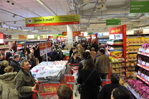 Otvorena Prva Super Konzum Prodavaonica U Požegi Ja Trgovac