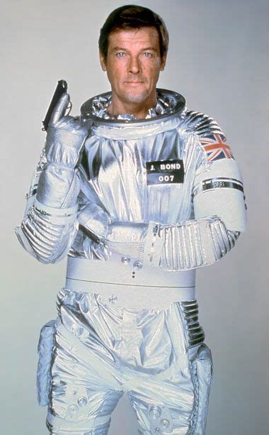 20 stylish movie spacesuits