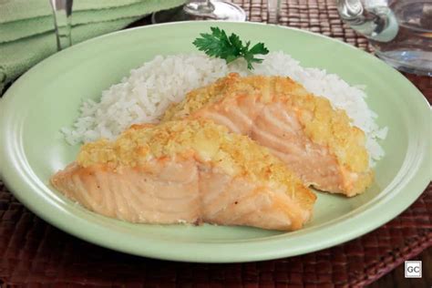 Salmão crosta de pão e ervas Guia da Cozinha