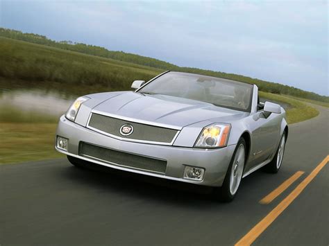 Hd Wallpaper Cadillac Xlr V Hr Manu Car Wallpaper Flare