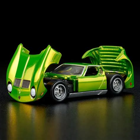 Hot Wheels Collectors модель RLC Exclusive Lamborghini Miura P SV