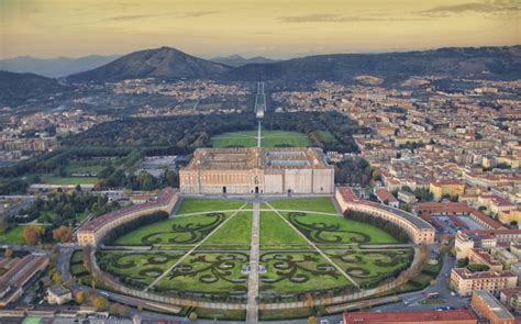 Reggia di Caserta il Palazzo Reale più grande al mondo: Reggia Caserta ...