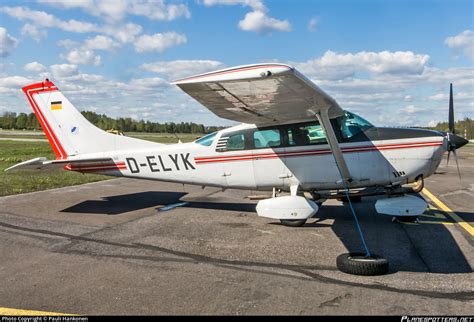 D ELYK Private Cessna TU206G Turbo Stationair 6 II Photo By Pauli