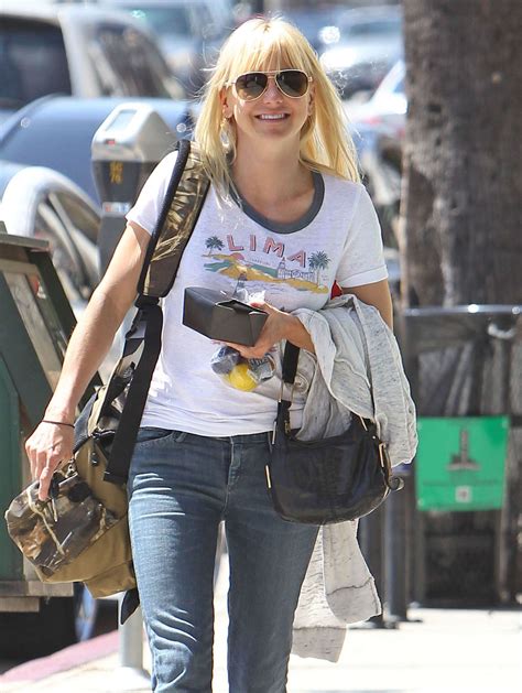 Anna Faris In Tight Jeans 05 Gotceleb