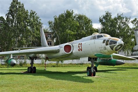 Tu 16k 26 Badger G 53 Red Central Air Force Museum At Mo Flickr