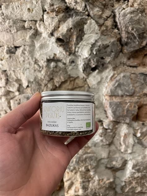 ekologiskas bazilikas senatoriu pasazas