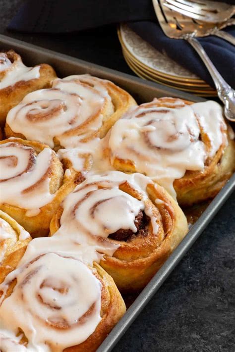 Pioneer Woman Cinnamon Rolls Butter And Baggage