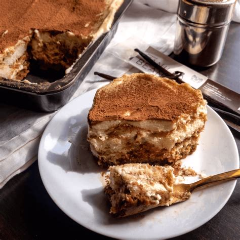 Classic Tiramisu Recipe Baking Made Simple By Bakeomaniac