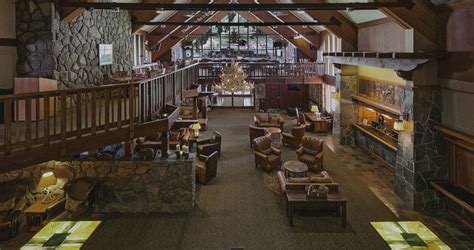 Mammoth Mountain Inn | Mammoth | Ski Packages & Deals - Scout