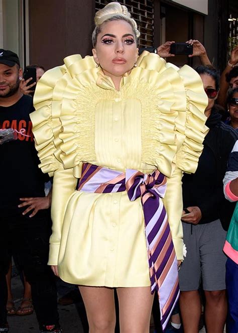 Lady Gaga Causes A Stir With Series Of Candid Nude Snaps Extra Ie