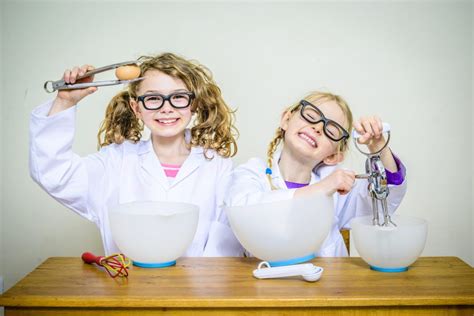 Food Science experiments for home | Science experiments kids, Science experiments, Cool science ...