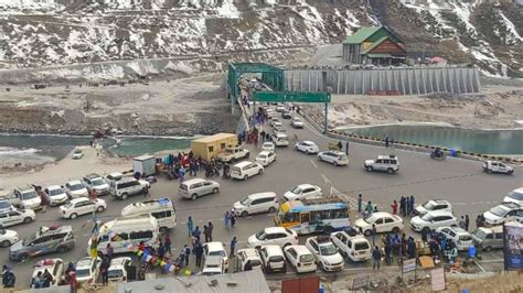 Traffic Shimla Manali Manali Snowfall Shimla