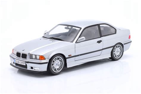 Bmw E36 M3 Coupe 1990 Arctic Silver Solido 118 Model Samochodu